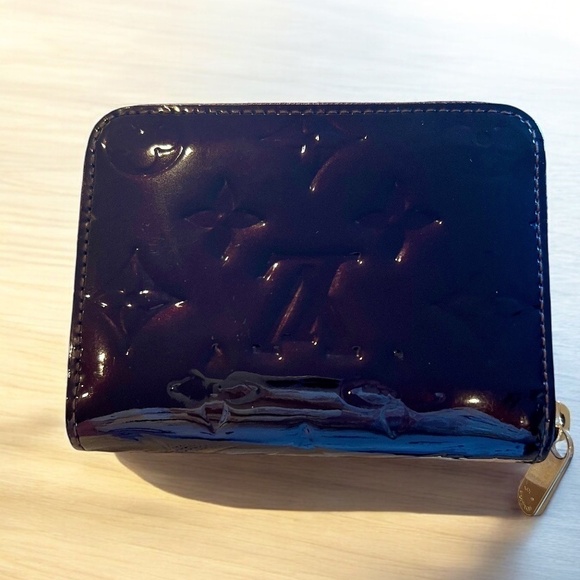 LOUIS VUITTON  Vernis Zippy Leather Coin Purse Wallet Amarante - Picture 1 of 16